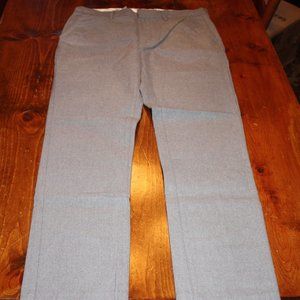 Old Navy Signature Slim 33 x 32 Men's Pants. Four Pocket Grey